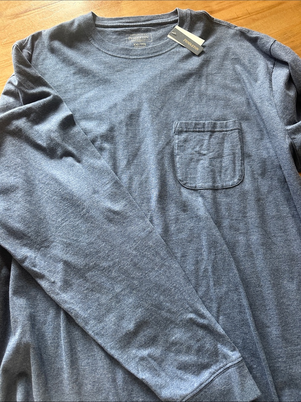 Pendleton Men’s Long-Sleeve Pocket Tee — Heather Navy